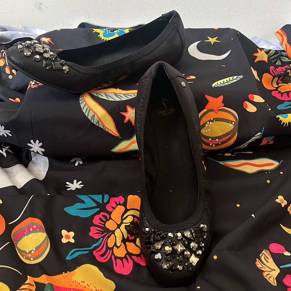 Black Jeweled Simply Vera Flats